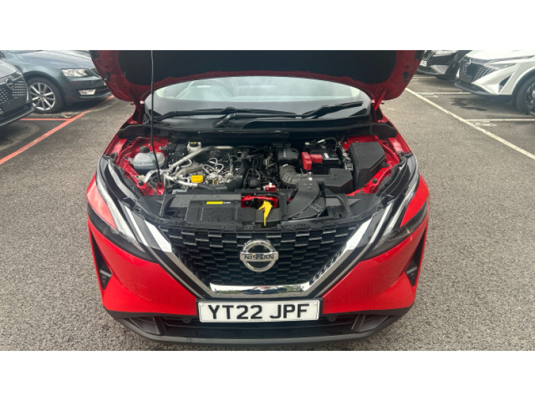 Nissan Qashqai 1.3 DiG-T MH 158 N-Connecta 5dr Xtronic Petrol Hatchback